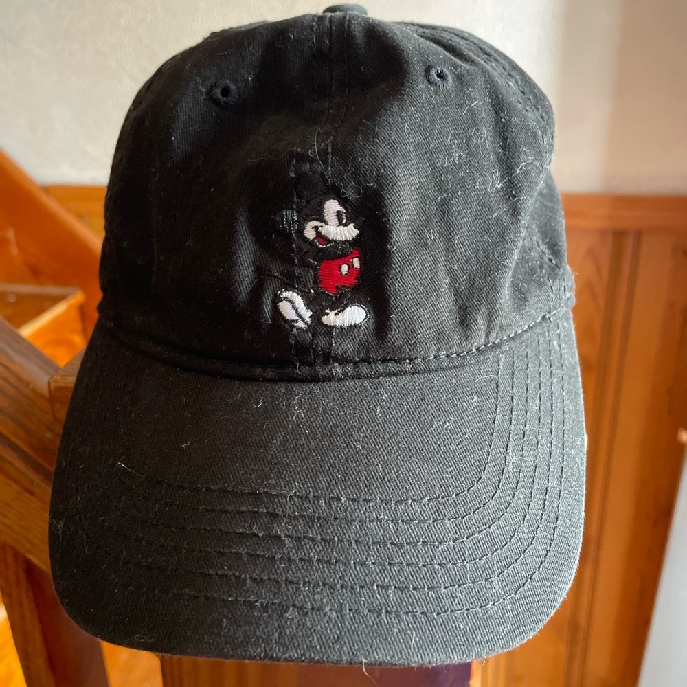 Disney Embroiled Mickey Mouse Hat, Adult OS Vacay Accessory Adjustable